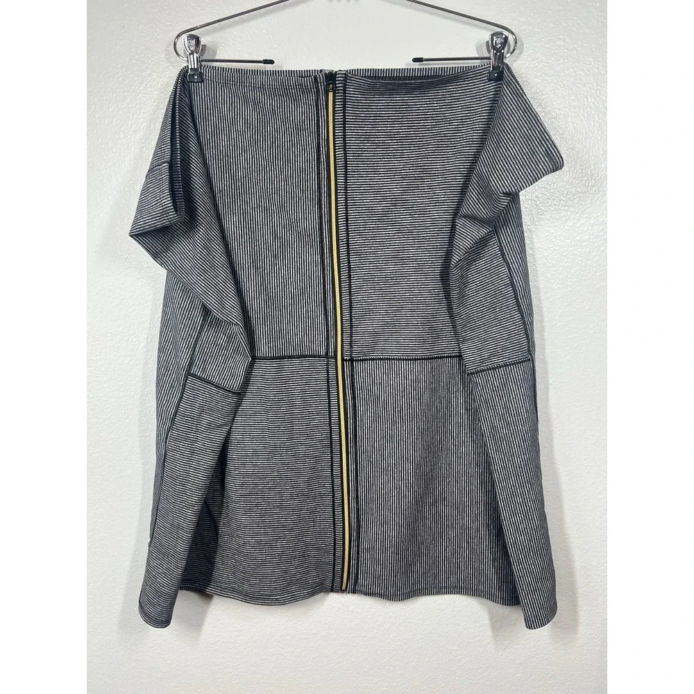 lululemon athletica see photos